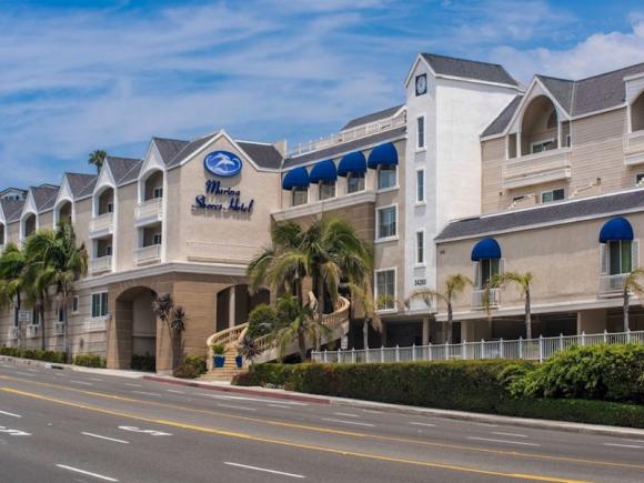 Marina Shores Hotel
